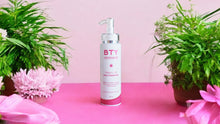 Load image into Gallery viewer, BTY Advance Daily Radiance SPF 45 UVB / UVA ( 250ml )