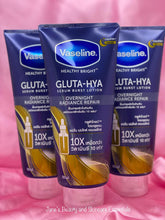 Load image into Gallery viewer, Vaseline Gluta-HYA Overnight Radiance Repair 330ml