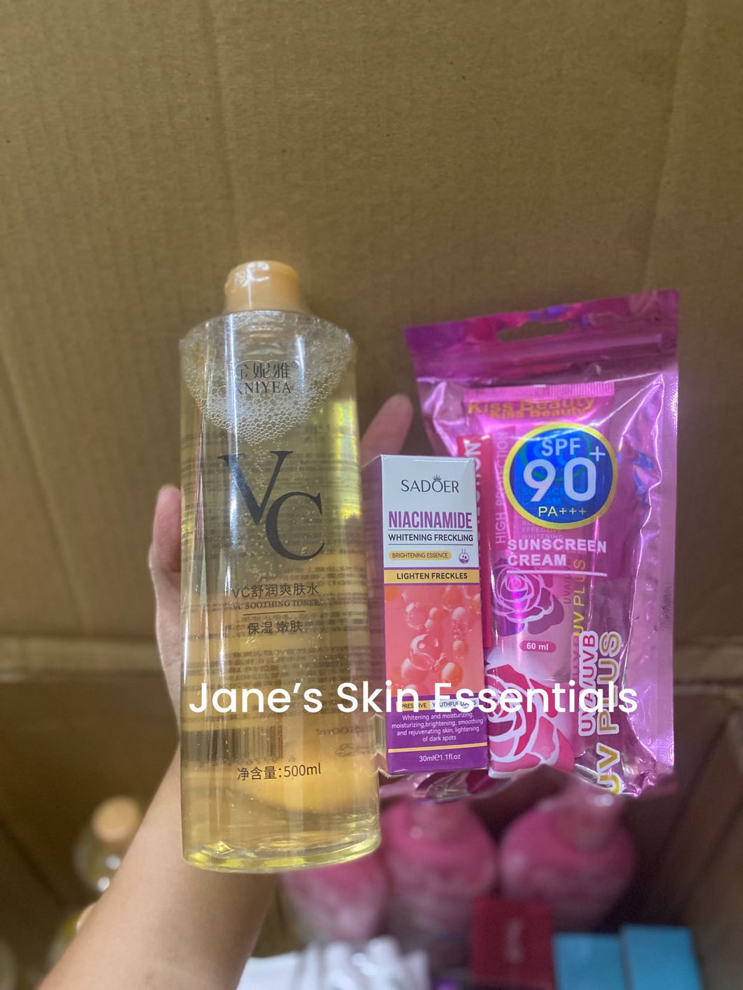 VC Toner , SADOER Niacinamide Serum + Kiss Beauty Sunscreen Combo