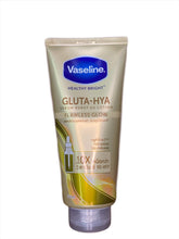 Load image into Gallery viewer, Vaseline Gluta-HYA Serum Lotion Flawless Glow 300ml
